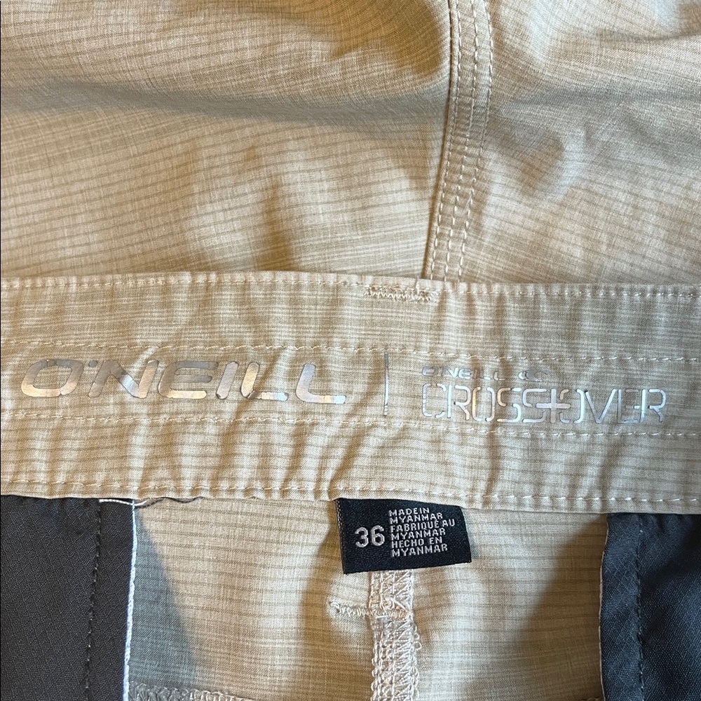 Deal! Closet clean out! 🔥Men’s O'Neill Tan Cargo Shorts Lightweight Cotton Blend - Picture 3 of 7